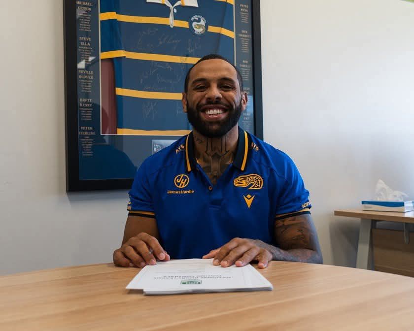 🦊💙💛 HE’S STAYING HOME! JOSH ADDO-CARR SIGNS LONG-TERM DEAL WITH THE PARRAMATTA EELS! Loyalty Lives Here! Josh Addo-Carr isn’t just staying — he’s anchoring his heart in Parramatta! The Foxx calls the Eels “family,” pledging to chase glory and bring the Premiership home. Passion, pride, and purpose — this is what true commitment looks like. Congratulations, Josh — Parra forever, family forever!