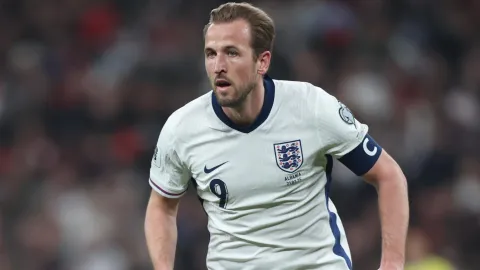 😅 “Kane You Believe It? England’s Captain Hobbles as World Cup Beckons!”