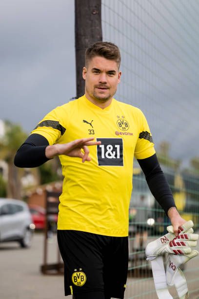 ALEXANDER MEYER – SHOCKWAVE IN DORTMUND! BVB’s trusted wall in goal suddenly goes down – and ganz Fußball-Deutschland hält den Atem an!