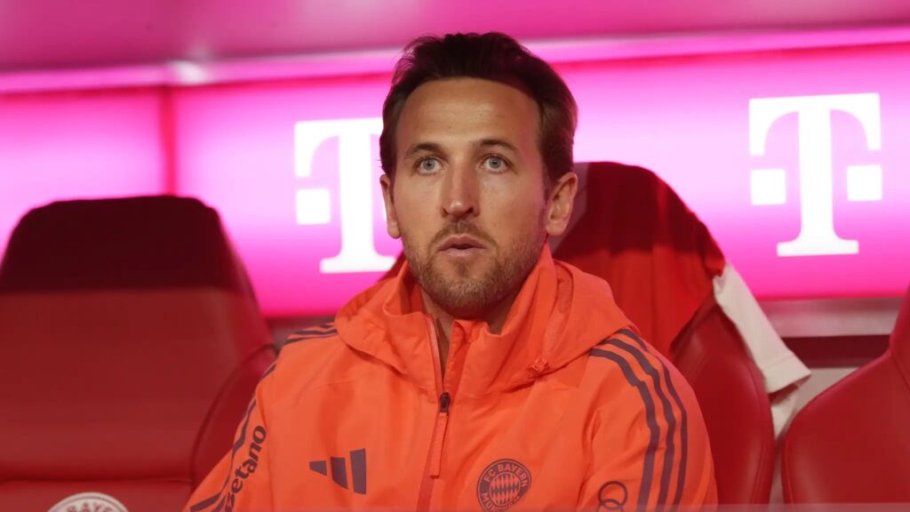 🚨 𝗘𝗜𝗟𝗠𝗘𝗟𝗗𝗨𝗡𝗚: Harry Kane denkt über einen Abschied vom FC Bayern nach und könnte einen spektakulären Wechsel zum FC Barcelona anvisieren.