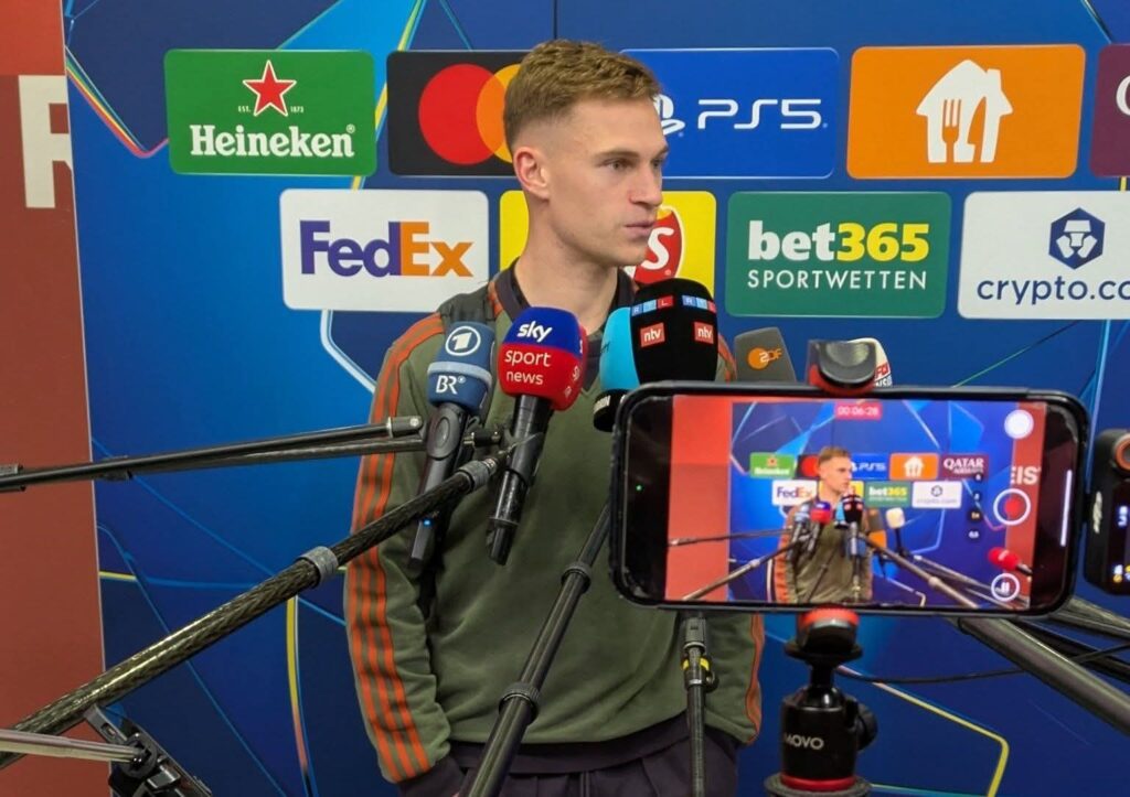 Joshua Kimmich über eine mögliche Nominierung von Lennart Karl für die Nationalmannschaft: „Sich beim FC Bayern durchzusetzen, ist schon eine Leistung für sich.“ Ein Stammspieler des FC Bayern hat seinen Platz in der Nationalmannschaft.