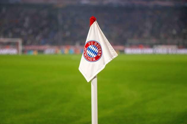 💔 Explosive Szenen haben den FC Bayern München erschüttert, nachdem der Verband ein dramatisches Urteil verkündet hat. Eine massive 10-Punkte-Strafe und ein schockierendes zweijähriges Transferverbot wurden Berichten zufolge verhängt, nachdem Anschuldigungen aufgedeckt wurden.
