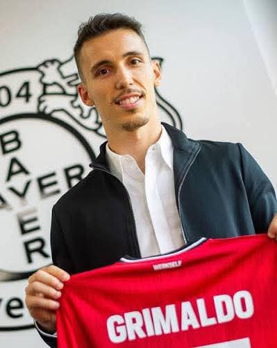 ICH BLEIBE FÜR IMMER!!!: Álex Grimaldo verkündet permanenten Vertragsdeal mit Bayer Leverkusen bis
