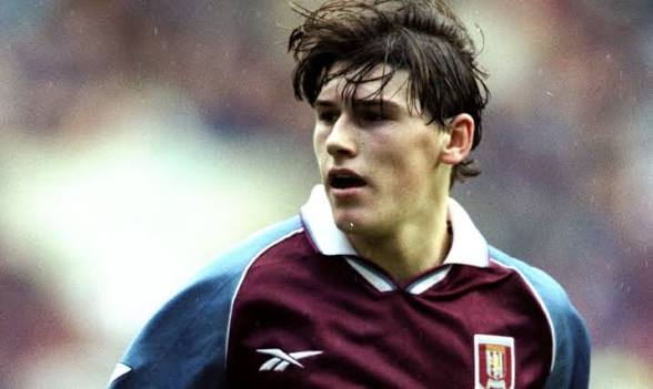 💜🩵 “Aston Villa Stands Together” — Villa Family Supports Club Legend Gareth Barry in Emotional Moment