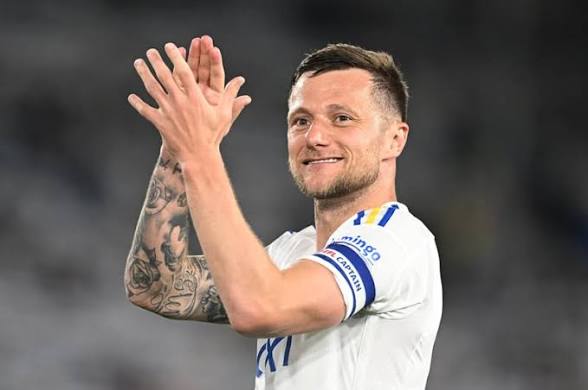 SHOCKING UPDATE: Leeds United Facing Growing Tension As Surprise Exit Situation Escalates