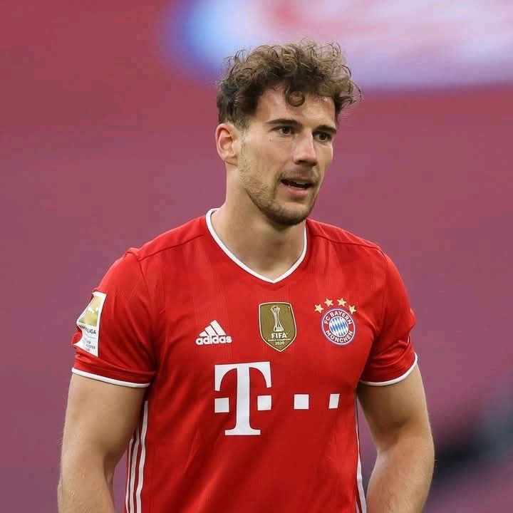 SCHOCKIERENDE NACHRICHTEN: FC Bayern München Star Leon Goretzka vom Verein suspendiert, weil er mit R… Mehr anzeigen..
