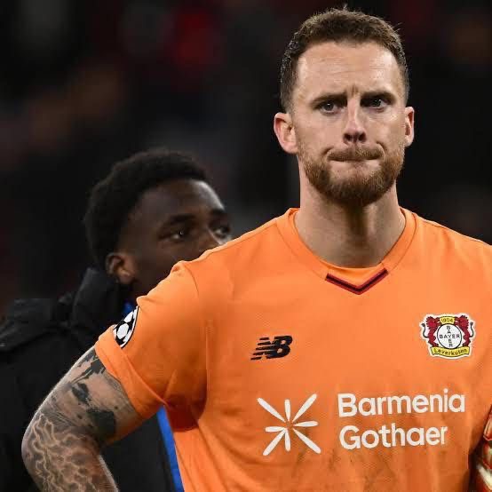 SCHOCKIERENDE NACHRICHTEN: Bayer Leverkusen Star Mark Flekken vom Verein suspendiert, weil er mit R… Mehr anzeigen.