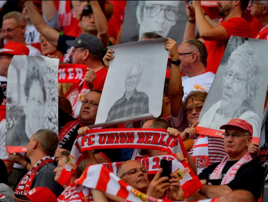 💔 TRAGÖDIE ERSCHÜTTERT UNION BERLIN – DIE ALTE FÖRSTEREI VERSINKT IN TIEFER TRAUER 💔