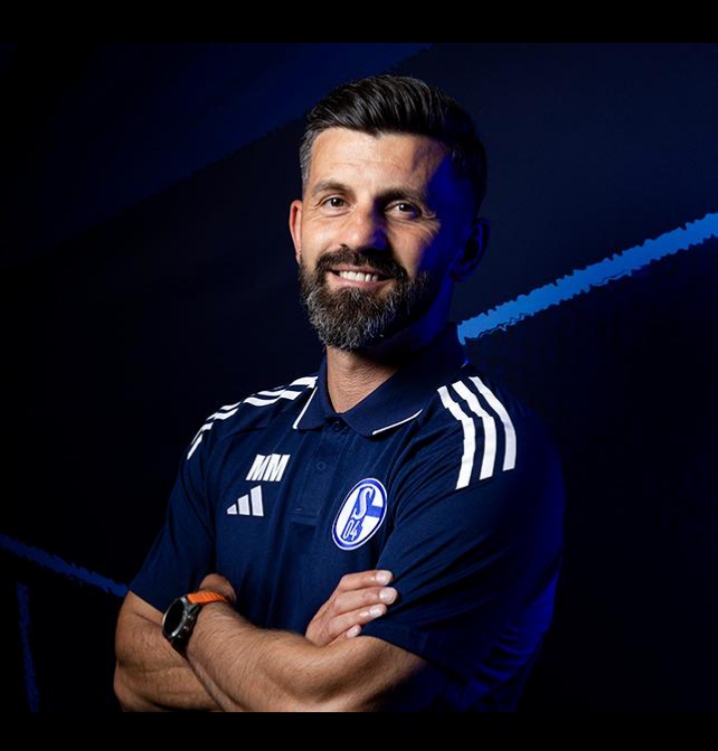 💔🚨 GROSSE SORGE AUF SCHALKE! 😭 Cheftrainer Miron Muslić Fühlt Sich Berichten Zufolge Nicht Wohl – Fans Senden Unterstützung 💙🤍