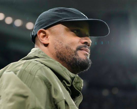 DEAL BESTÄTIGT: Bayern München feiert die Verpflichtung eines 34-Tore-Stürmers 🛑