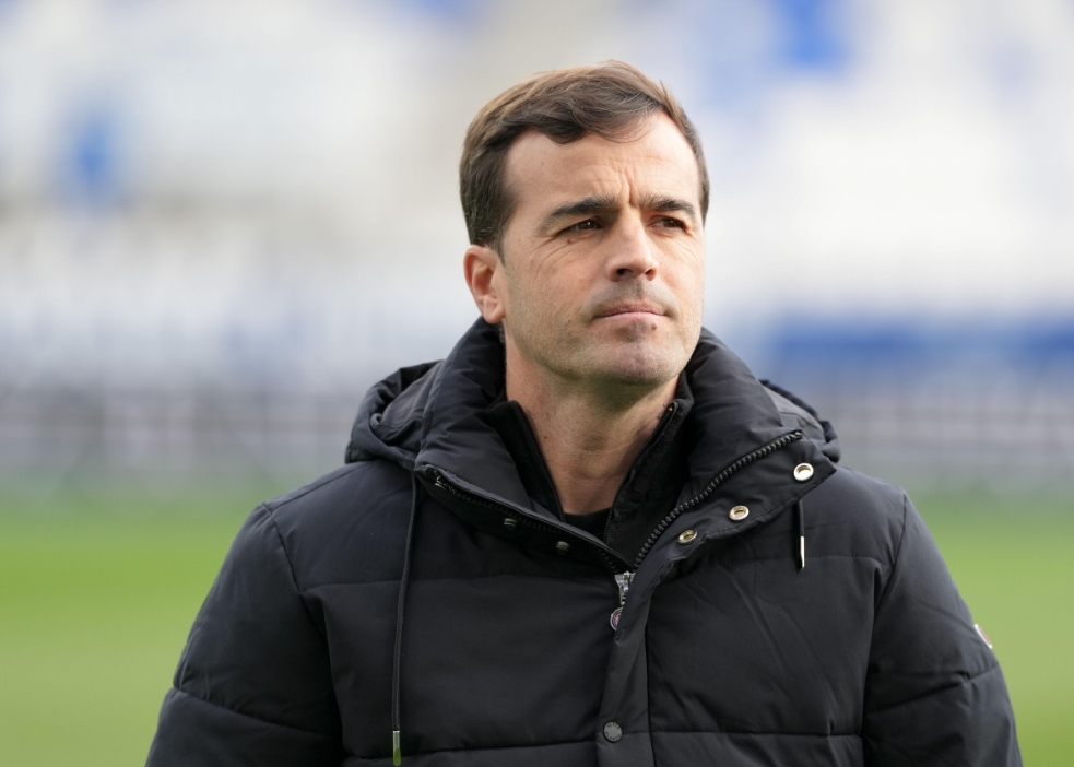 Bayer Leverkusen ernennt Carles Martínez Novell zum neuen Trainer im Rahmen des Sommer-Umbaus